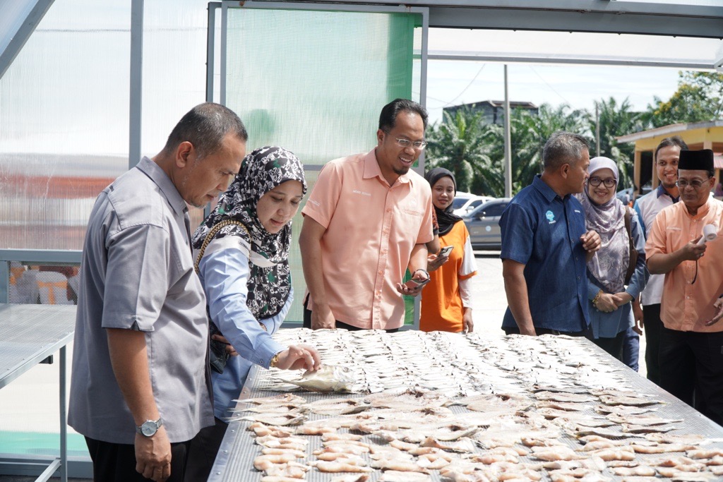 Majlis Peluncuran Kubah Pengering Solar WSM & Penyerahan Sumbangan Zakat Kepada ASNAF