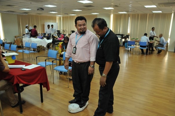 Pemeriksaan Kesihatan (Diabetes dan Tekanan Darah Tinggi) Pemeriksaan Kesihatan (Diabetes dan Tekanan Darah Tinggi)