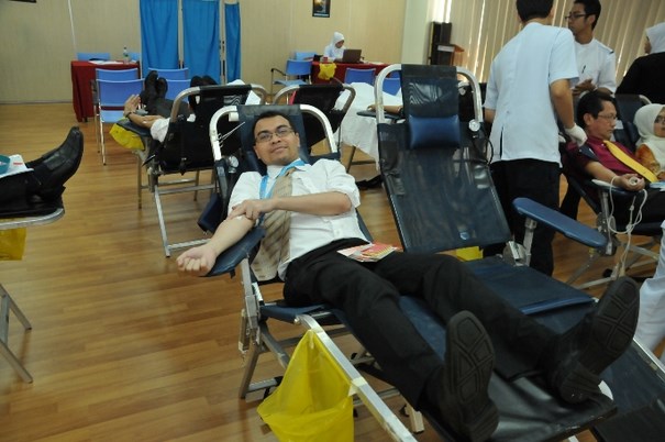 Pemeriksaan Kesihatan (Diabetes dan Tekanan Darah Tinggi) Pemeriksaan Kesihatan (Diabetes dan Tekanan Darah Tinggi)