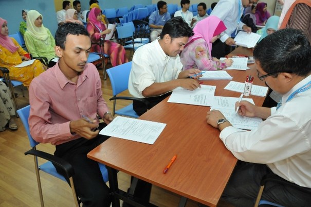 Pemeriksaan Kesihatan (Diabetes dan Tekanan Darah Tinggi) Pemeriksaan Kesihatan (Diabetes dan Tekanan Darah Tinggi)