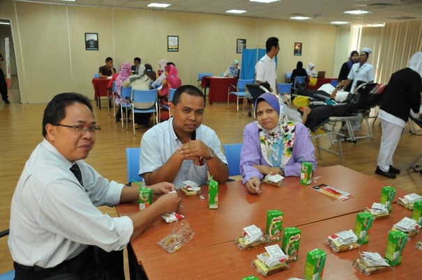 Pemeriksaan Kesihatan (Diabetes dan Tekanan Darah Tinggi) Pemeriksaan Kesihatan (Diabetes dan Tekanan Darah Tinggi)