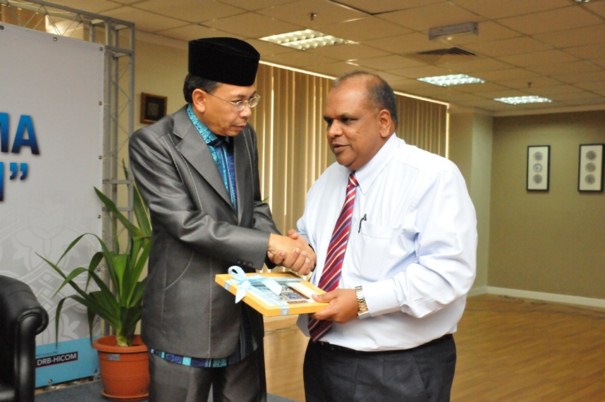 Program Bicara Semanis Kurma “Keluarga Syurgawi” Program Bicara Semanis Kurma “Keluarga Syurgawi”