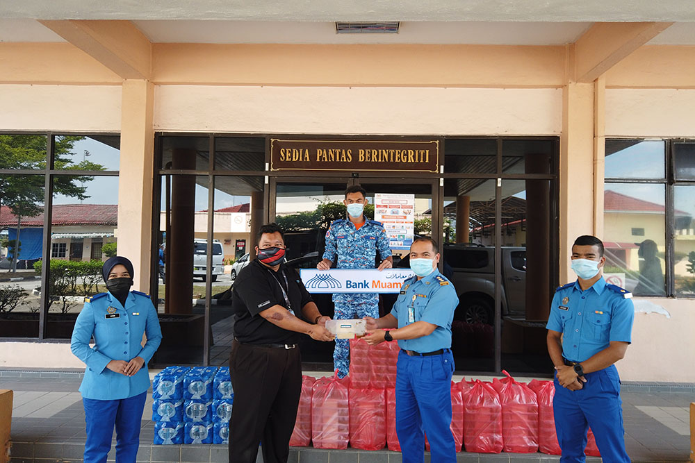 Bank Muamalat Contributes Meals To Frontliners Bank Muamalat Contributes Meals To Frontliners