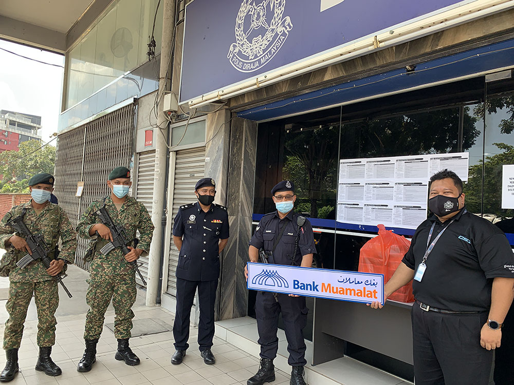 Bank Muamalat Contributes Meals To Frontliners Bank Muamalat Contributes Meals To Frontliners